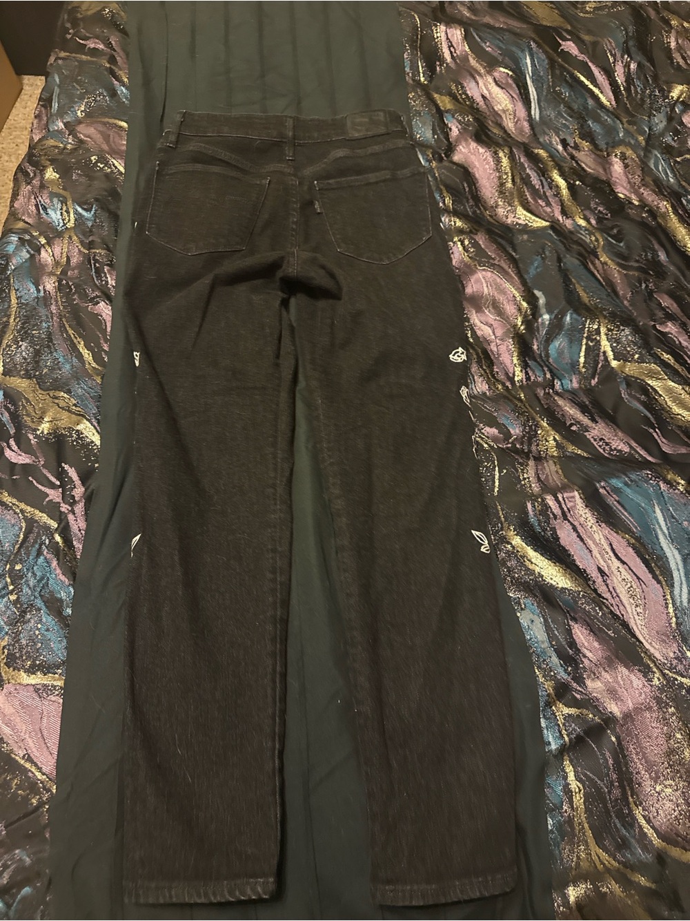Levi’s Premium 721 High Rise Skinny Black Floral Embroidered Jeans Women’s - Picture 5 of 5